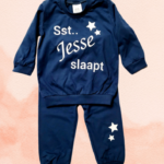 Pyjama - Sst.. (naam) slaapt met sterren